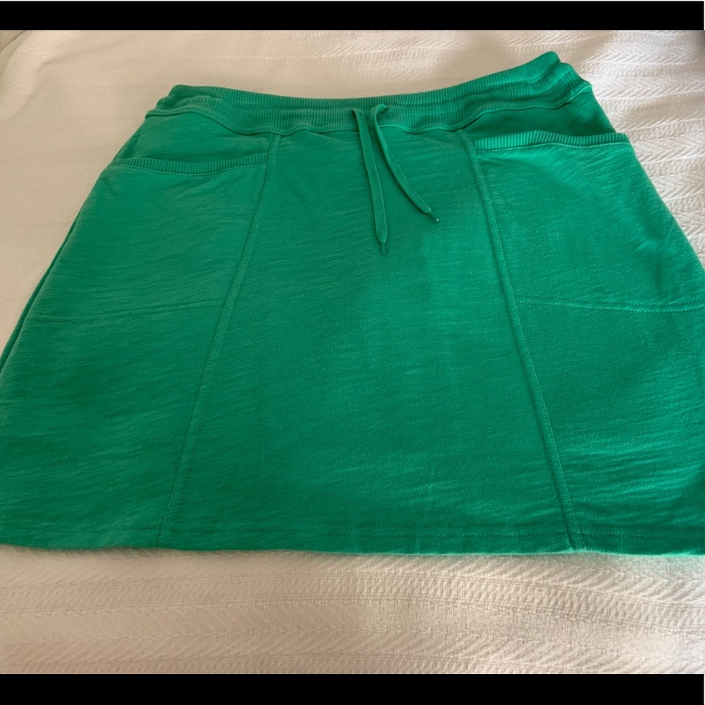 NWT Jones New York skort